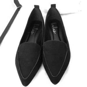 EMMY BLACK POINTED LOAFERS